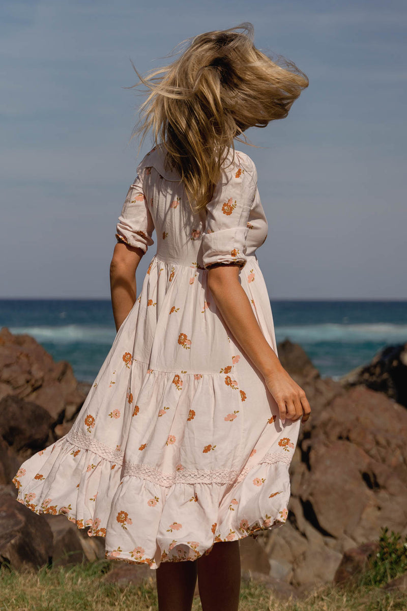 Eve Lace Midi Dress - Vintage Sol