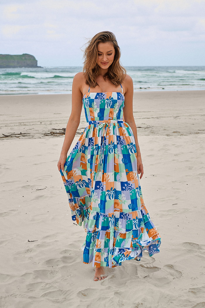 definition of a maxi dress Opi Maxi Dress