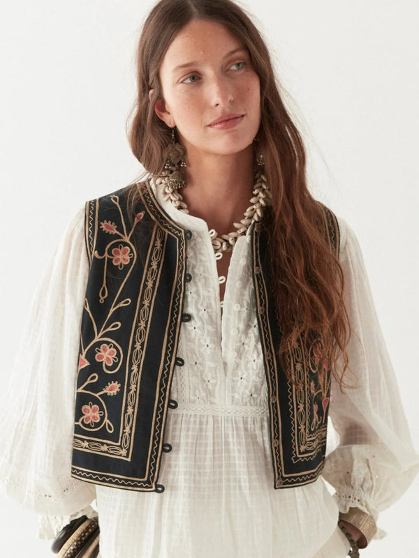 Gabri Vest - Hendrix Garden- Maison Hotel