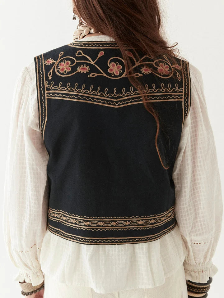 Gabri Vest - Hendrix Garden- Maison Hotel