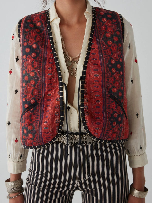 Paco Vest - Chez Castel - Maison Hotel