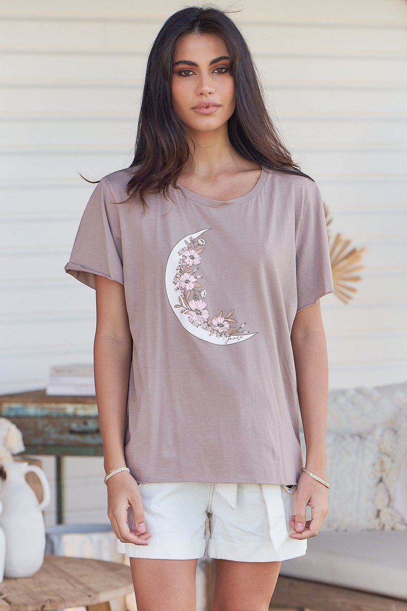 Vintage Tee - Crescent Moon  ~ Mocha