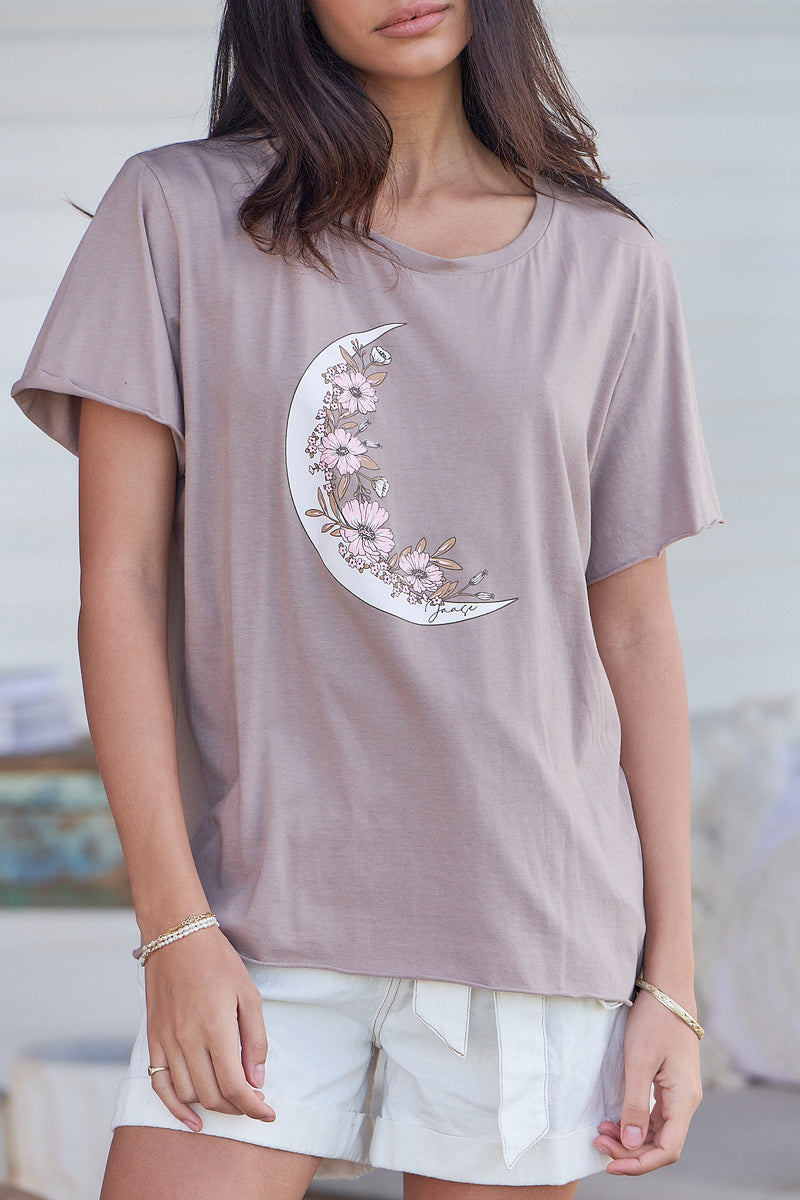 Vintage Tee - Crescent Moon  ~ Mocha