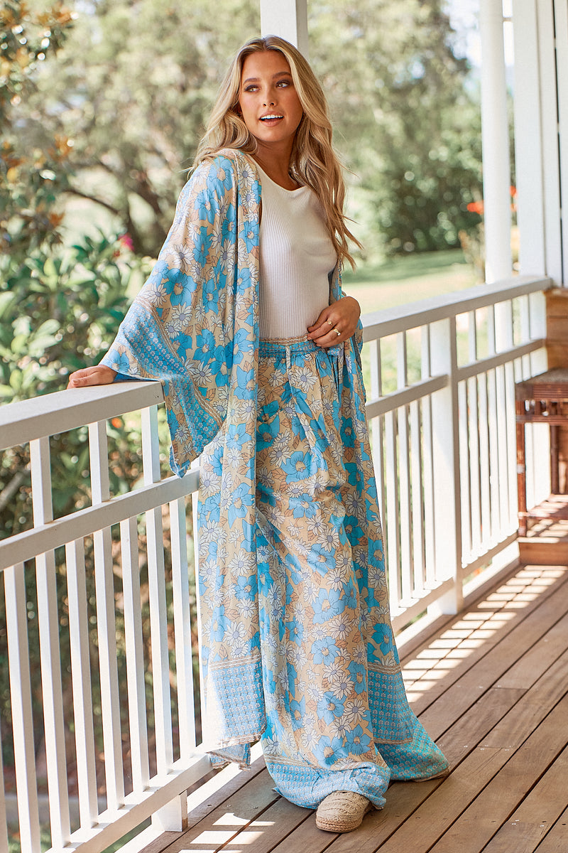 Gallery Kimono - Swan River Daisy