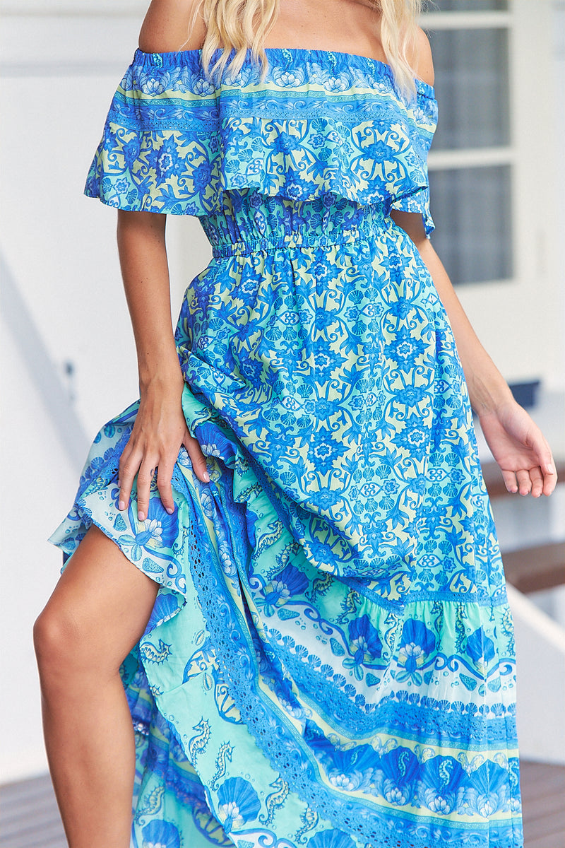 Ariel Maxi  - By the Sea