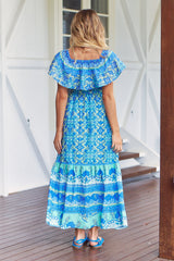 Ariel Maxi  - By the Sea