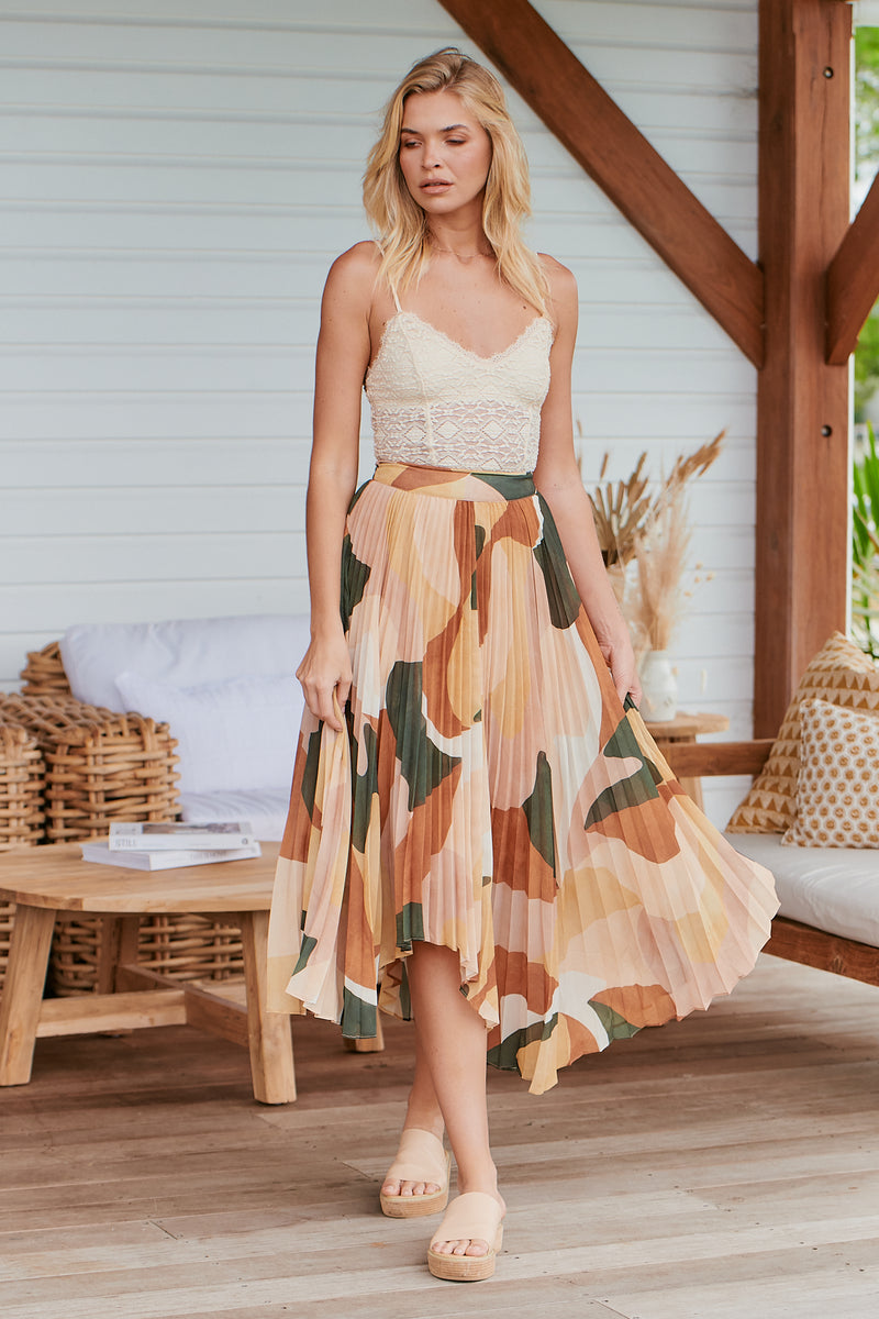 Retro Resort Pleated Skirt ~ Ministry of Style