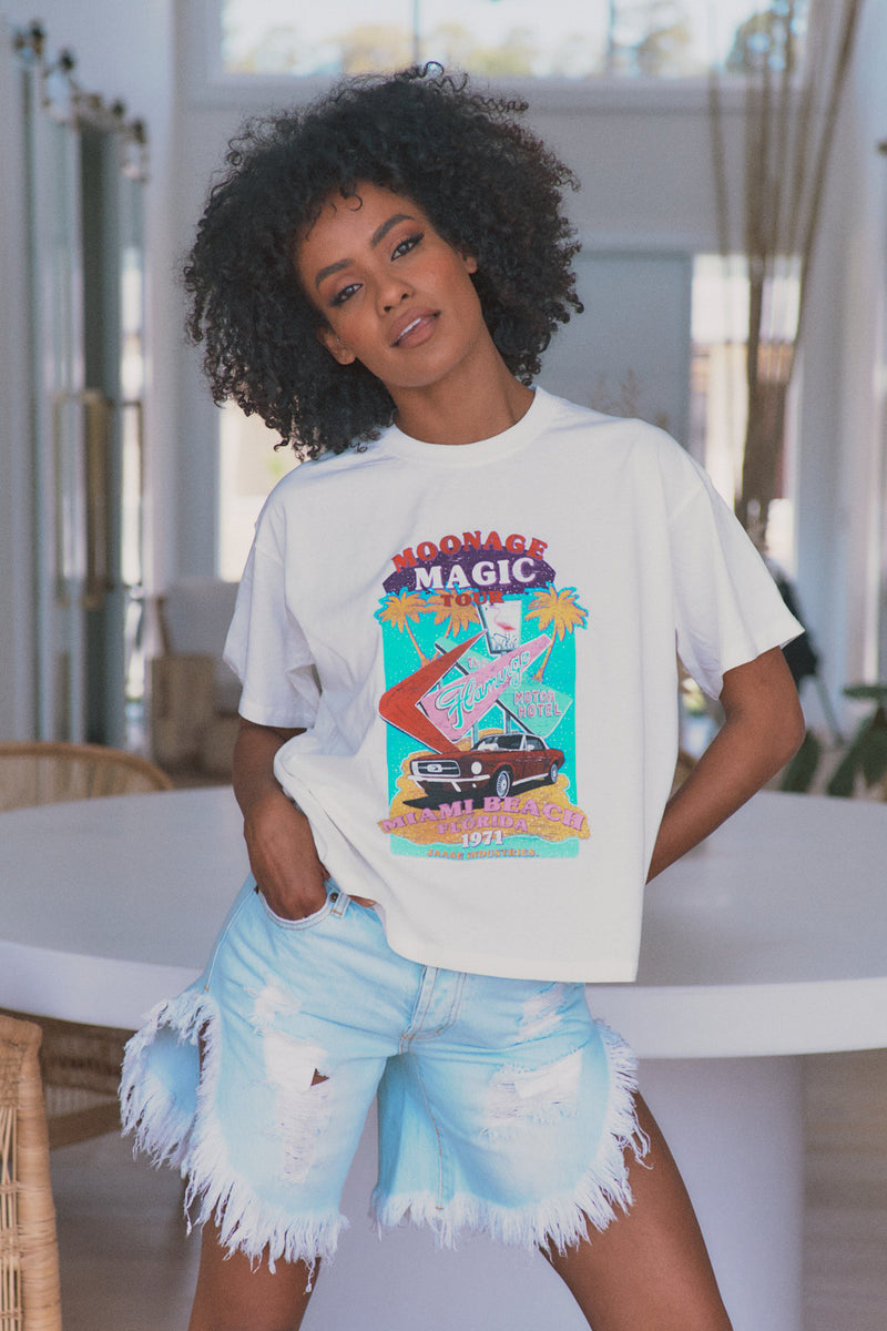 Boyfriend Tee - Moonage Magic White