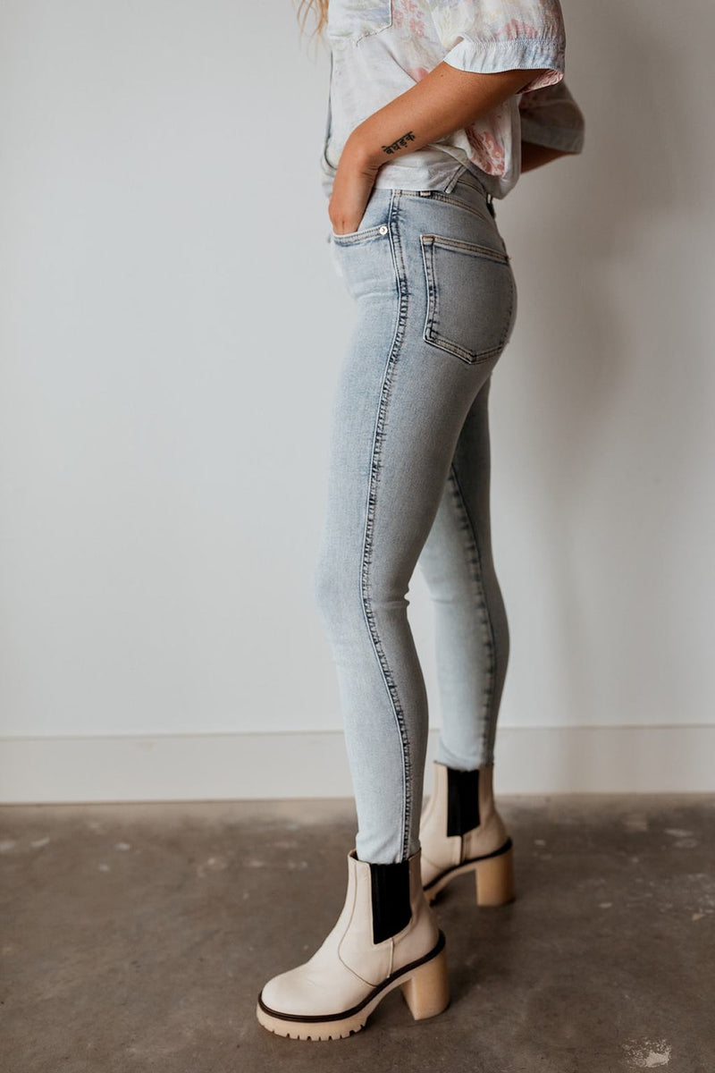 Raw High Rise Jegging - Acid Wash Indigo