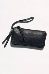 Distressed Wallet - Black